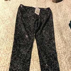 Capris pants with Tags